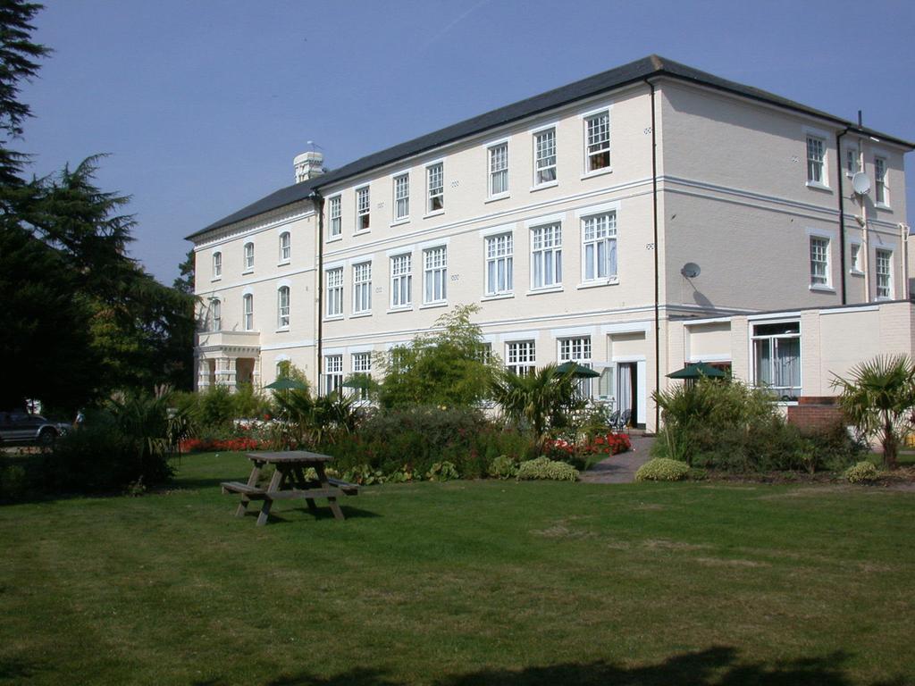 Best Western Russell Hotel Maidstone Exterior photo